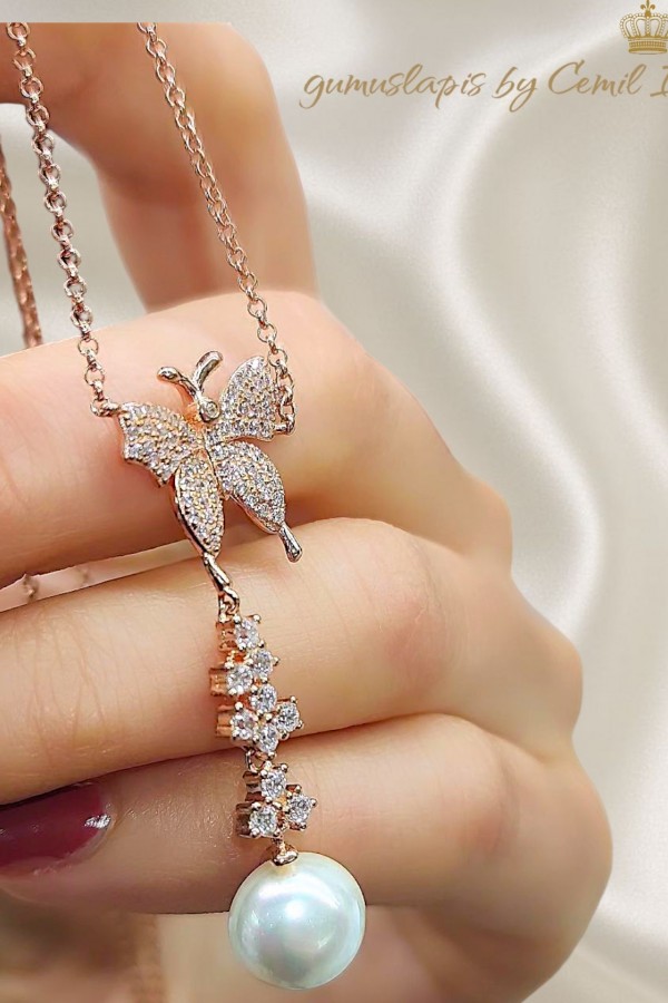 Kelebek Motif Asansörlü Gümüş Kolye