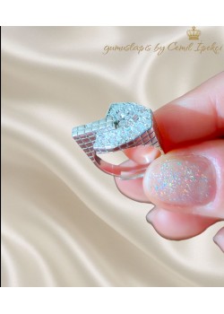 Asimetrik Model Baget ve Tektaşlarla Süslü Gümüş Yüzük