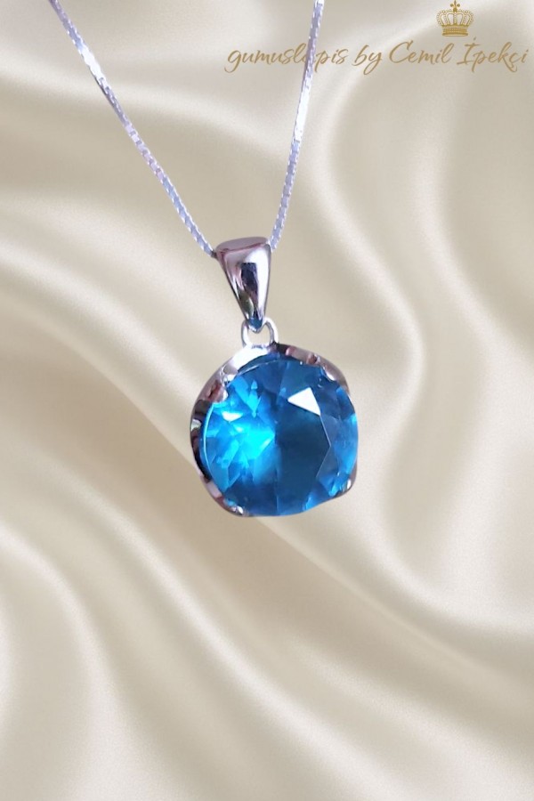 Lab Topaz Taşlı Gümüş Kolye