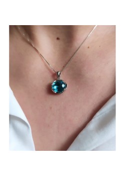 Yan Motif Lab Topaz Taşlı Gümüş Kolye 