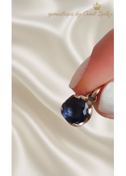 Doğal taşlı mini motif gümüş uç serisi