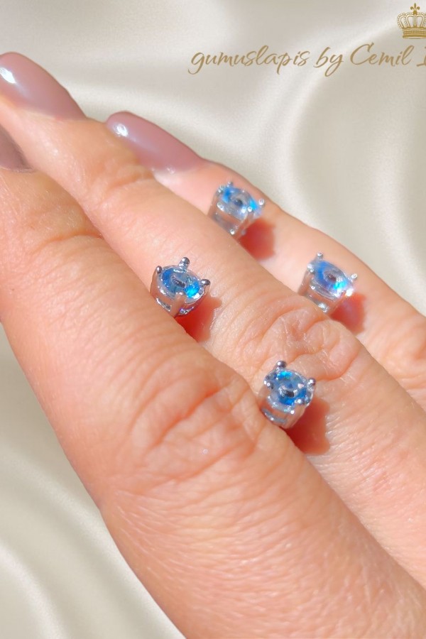 Kütle Nazar Boncuklu Küçük Boy Gümüş Küpe Çifti 