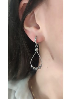 Dorika Topları ile Süslü Gümüş Küpe Çifti