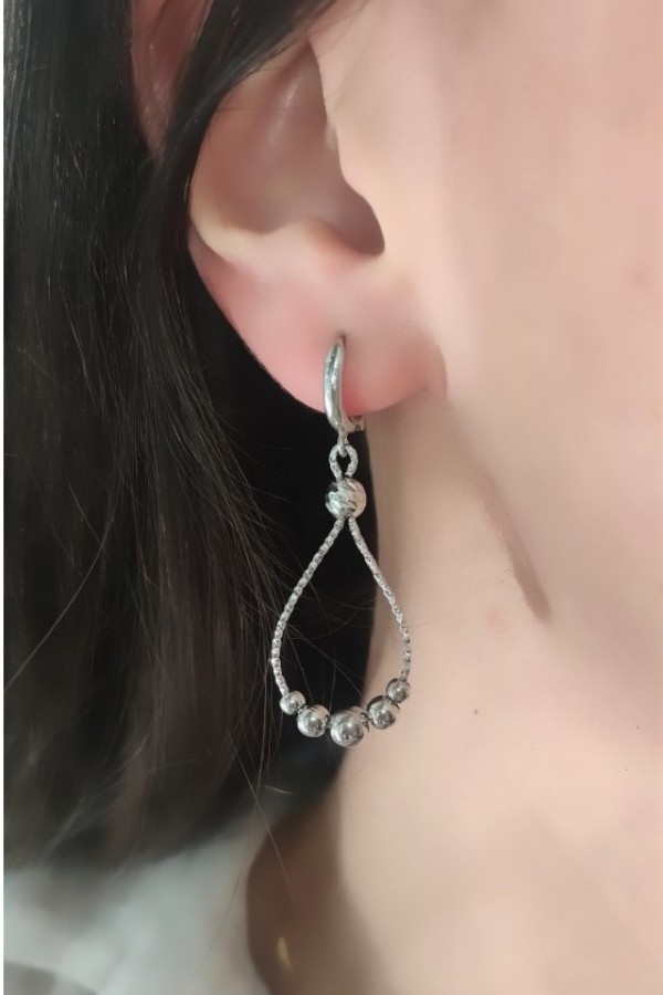 Dorika Topları ile Süslü Gümüş Küpe Çifti