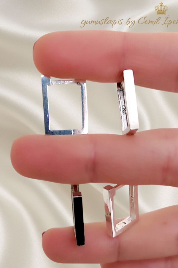 Taşsız Dikdörtgen Motif Gümüş Küpe Çifti 