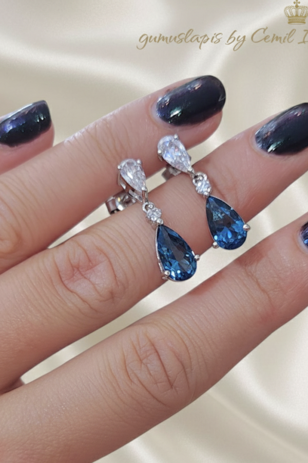 Topaz ve Mozanite Taşlı Gümüş Küpe Çifti 