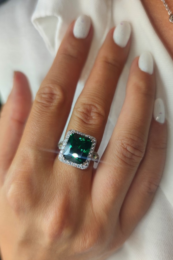 Mozanite ve Zümrüt Taşlı Gümüş Yüzük