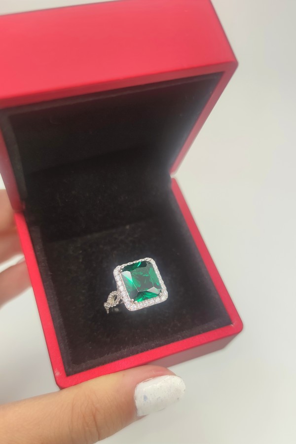 Mozanite ve Zümrüt Taşlı Gümüş Yüzük