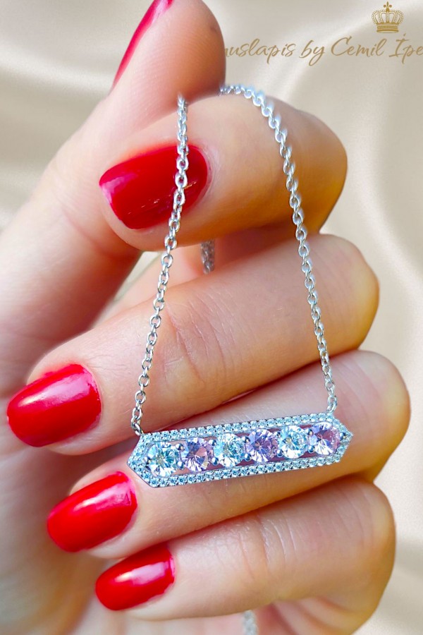 Pembe Safir ve Mozanite Taşlı Gümüş Kolye