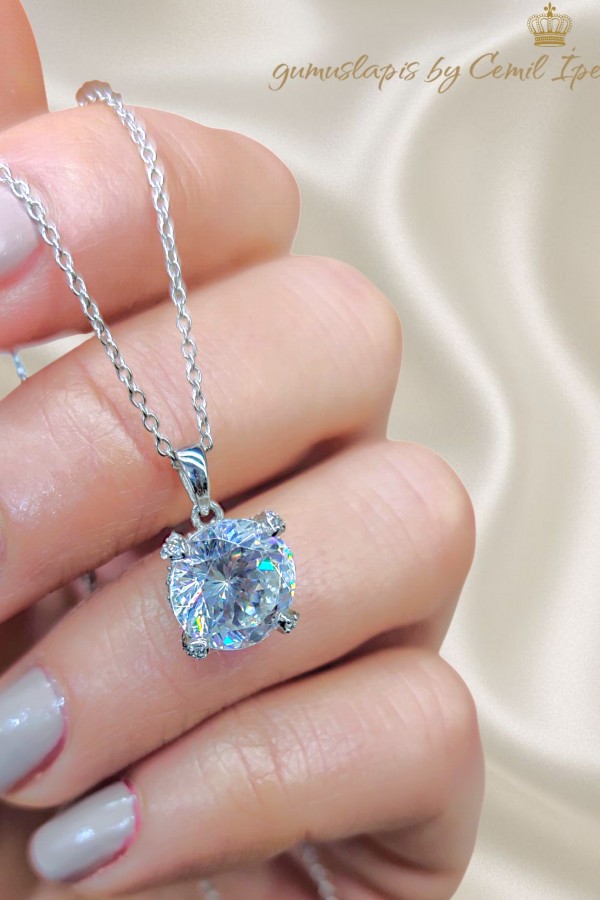 Mozanite Taşlı Gümüş Kolye