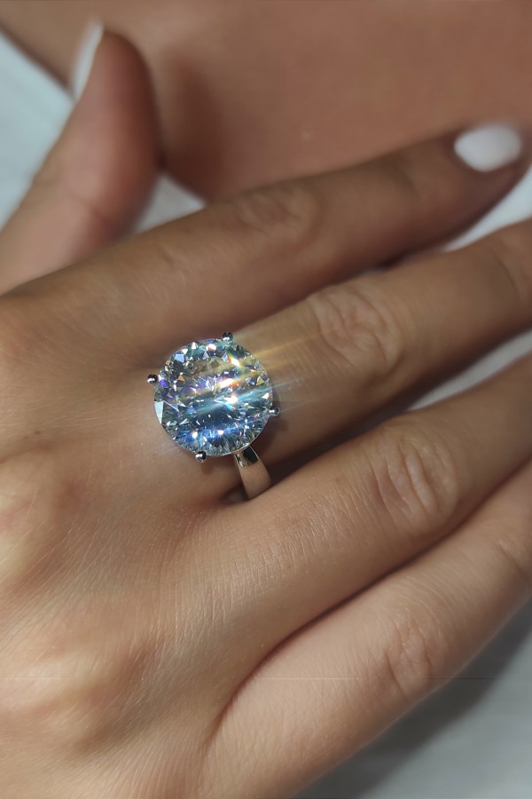 Mozanite Taşlı Gümüş Tektaş İri Yüzük 