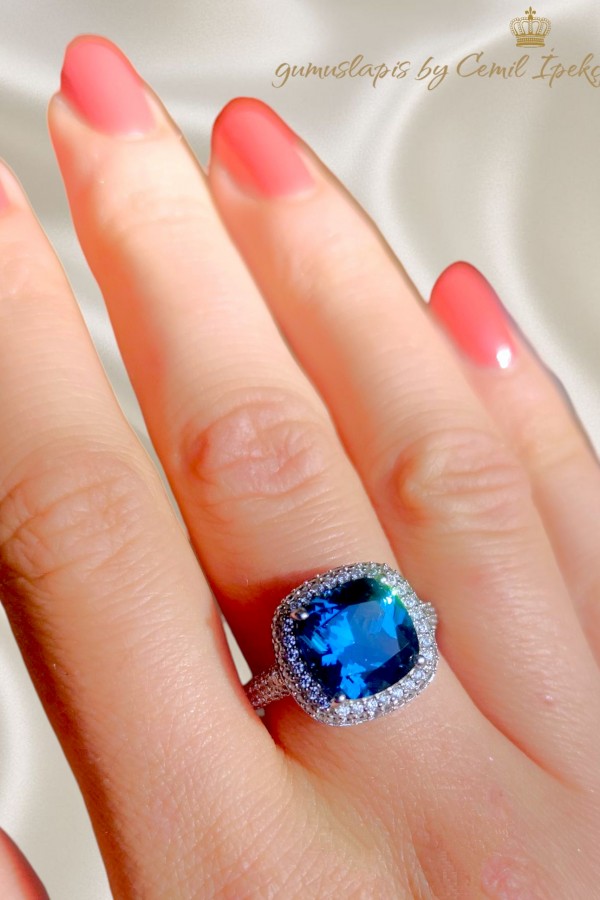 Blue Topaz ve Mozanite Taşlı Gümüş Yüzük 