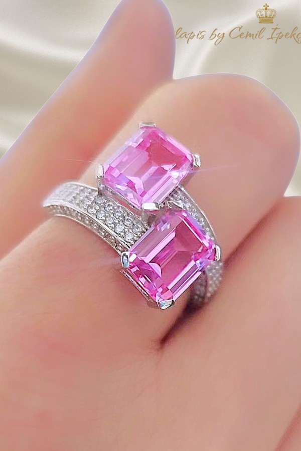 Pembe Safir ve Mozanite Taşlı Gümüş Yüzük