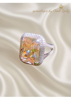 Topaz ve Mozanite Taşlı Büyük Dikdörtgen Motif Gümüş Yüzük 