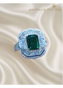 Zümrüt ve Mozanite Taşlı Gümüş Yüzük