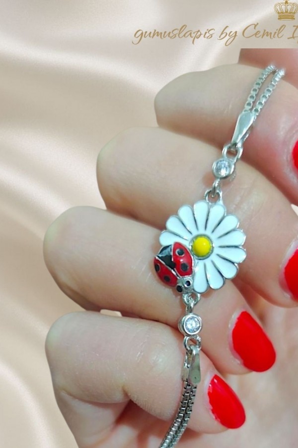 Mineli Papatya ve Uğur Böceği Motif Gümüş Bileklik