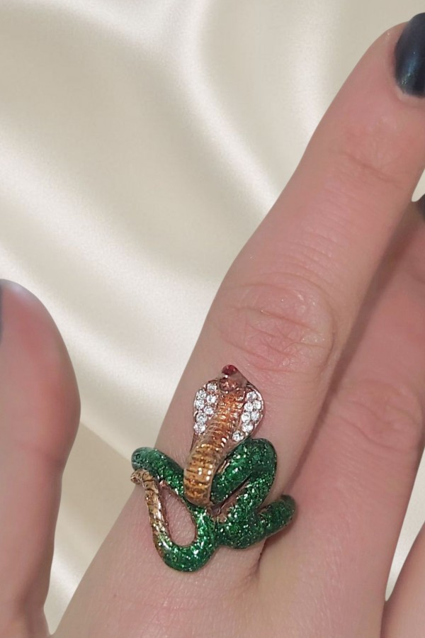 Kobra Yılan Motif Mineli Gümüş Yüzük 