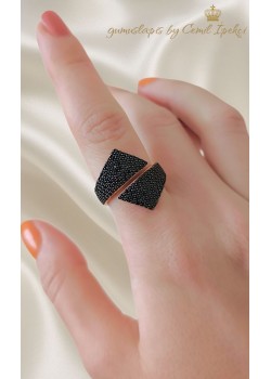 Onix Taşlı Gümüş Rose Yüzük