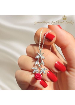 Mercan Taşlı Gül Motif Gümüş Kolye