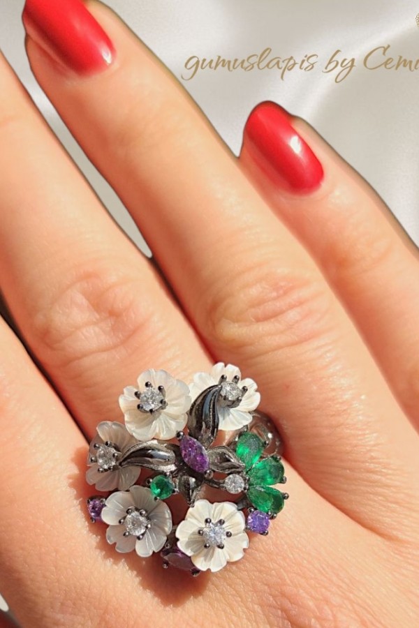 Ametist Peridot ve Sedef Taşlı Çiçek Motif Gümüş Yüzük 