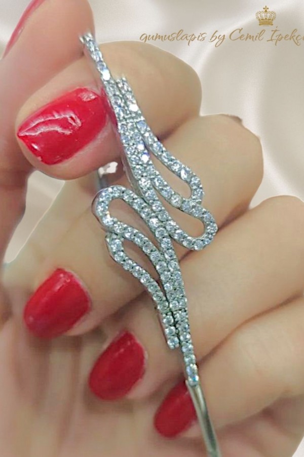 Zirkon Taşlı Gümüş Dalgalı Bileklik