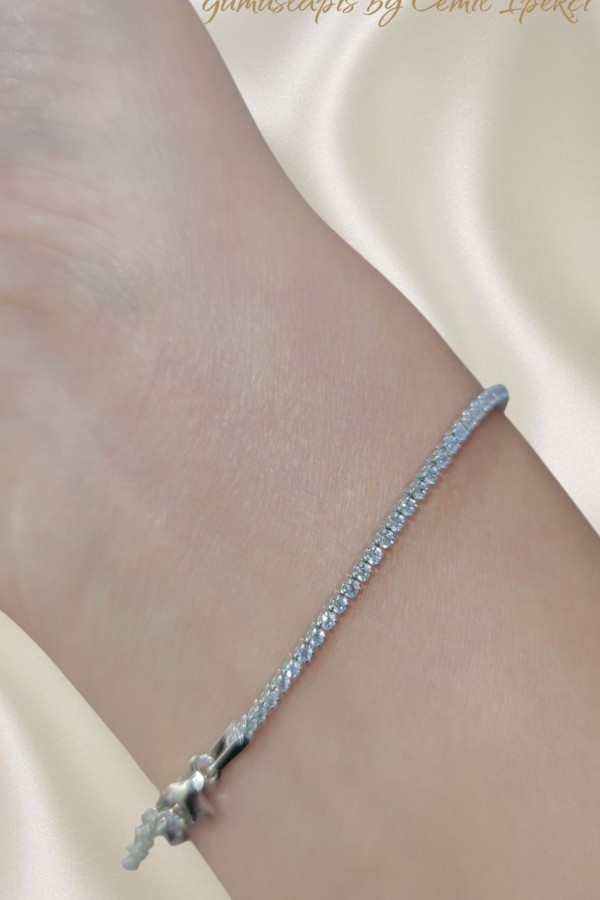 Ortası Kare Motif Gümüş Suyolu Bileklik 