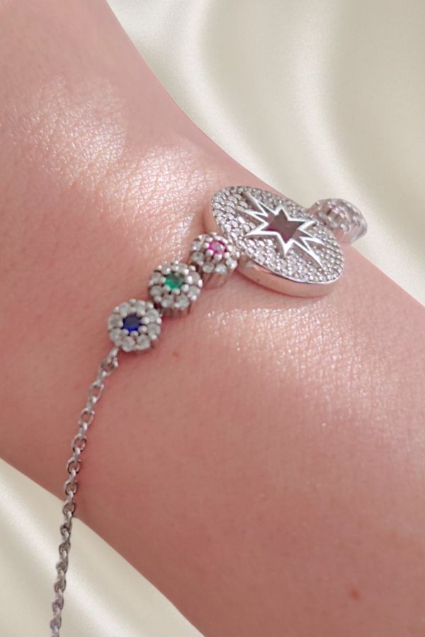 Kutup Yıldızı Motif Renkli Taşlarla Süslü Gümüş Bileklik 