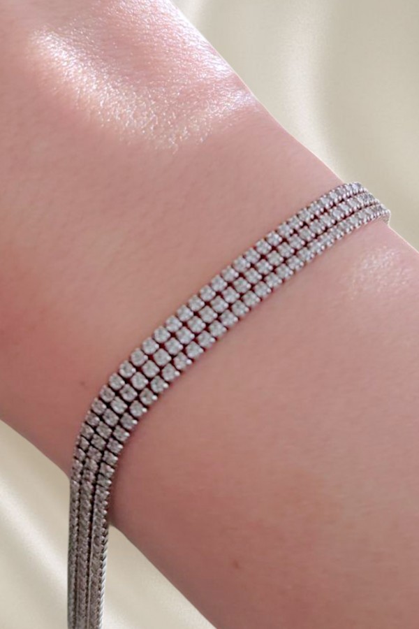 Kendinden Üçlü Laboratuvar Pırlantası Taşlı Suyolu Gümüş Bileklik