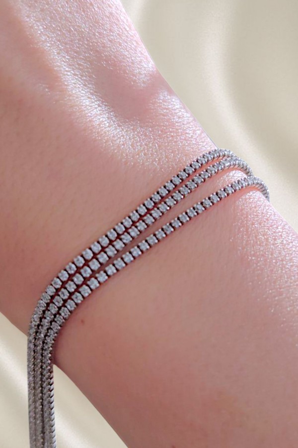 Kendinden Üçlü Laboratuvar Pırlantası Taşlı Suyolu Gümüş Bileklik