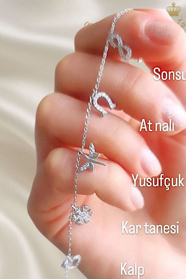 Şans Motifleri ile Süslü Gümüş Bileklik 