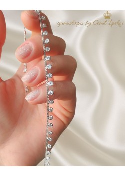 Nokta Taşlarla Süslü Gümüş Dizi Bileklik 