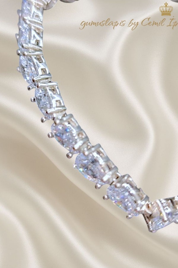 Laboratuvar Pırlantası Taşlı İri Damla Gümüş Bileklik