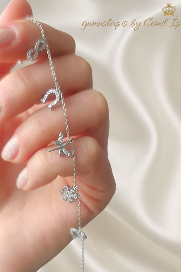 Şans Motifleri ile Süslü Gümüş Bileklik 