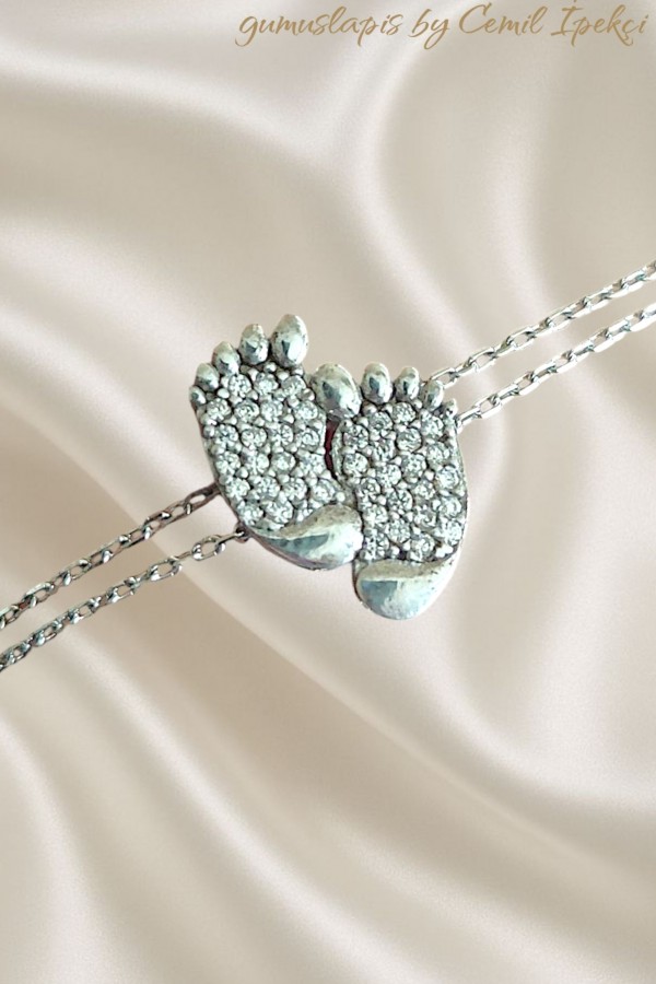 Bebek Ayağı Motif Gümüş Bileklik 