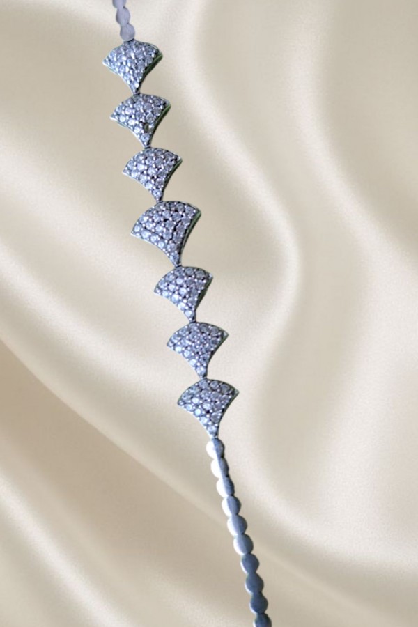 Yelpaze Motif Yarım Suyolu Gümüş Bileklik