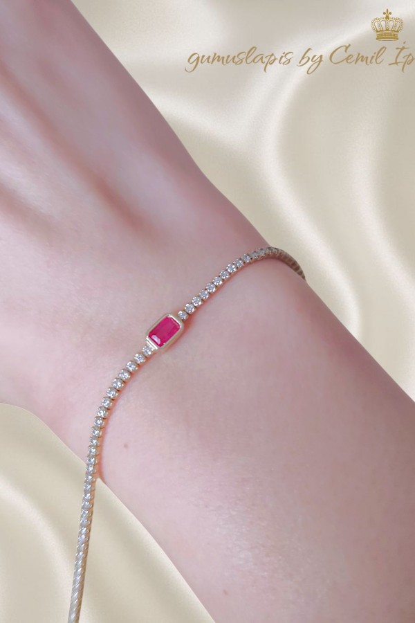 Ortası Yakut Taşlı Suyolu Gümüş Bileklik