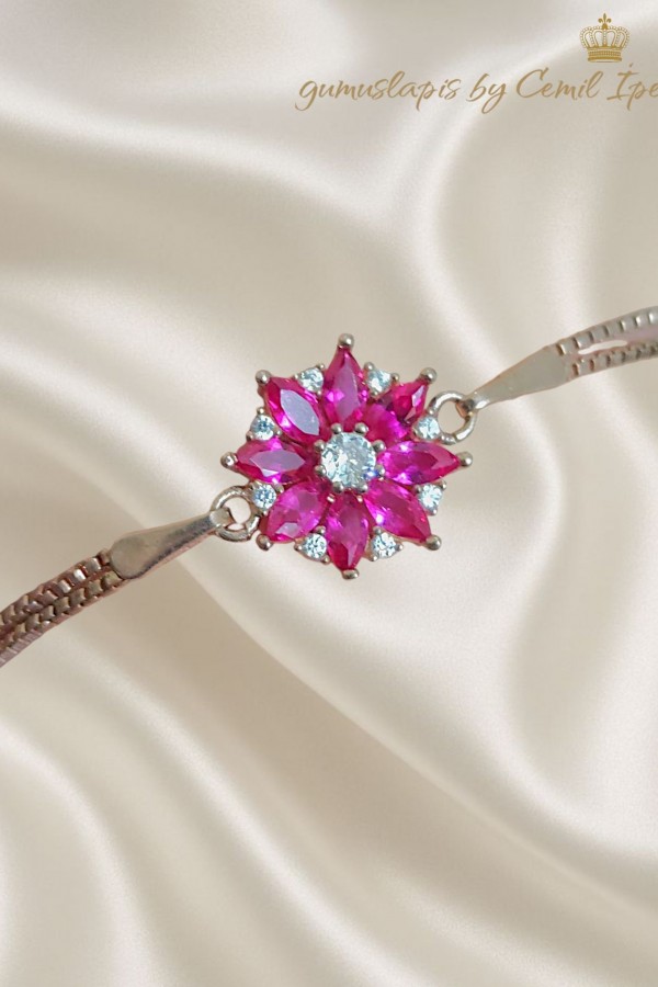 Yakut Taşlı Çiçek Motif Gümüş Bileklik 