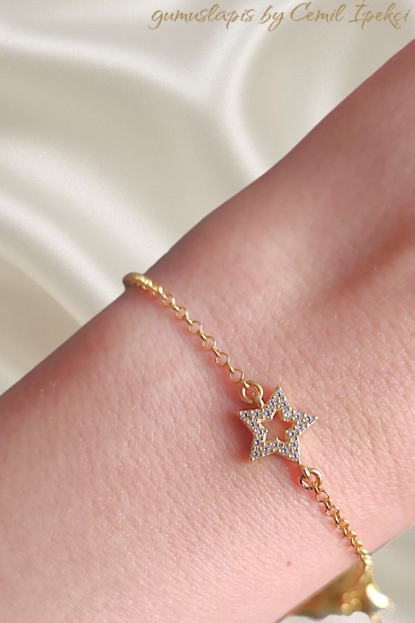 İçi Boş Yıldız Motif Gümüş Mini Bileklik 