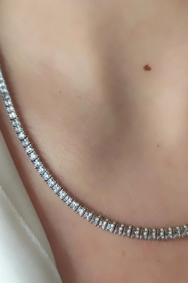 Laboratuvar Pırlantası Baget Kesim Taşlı Gümüş Suyolu Kolye 