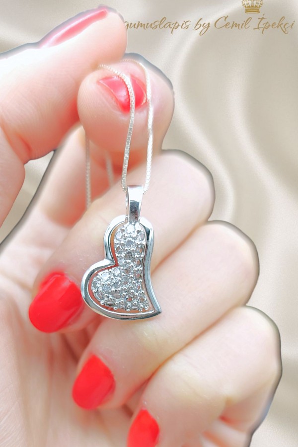 Hareketli Kalp Motif Gümüş Kolye 