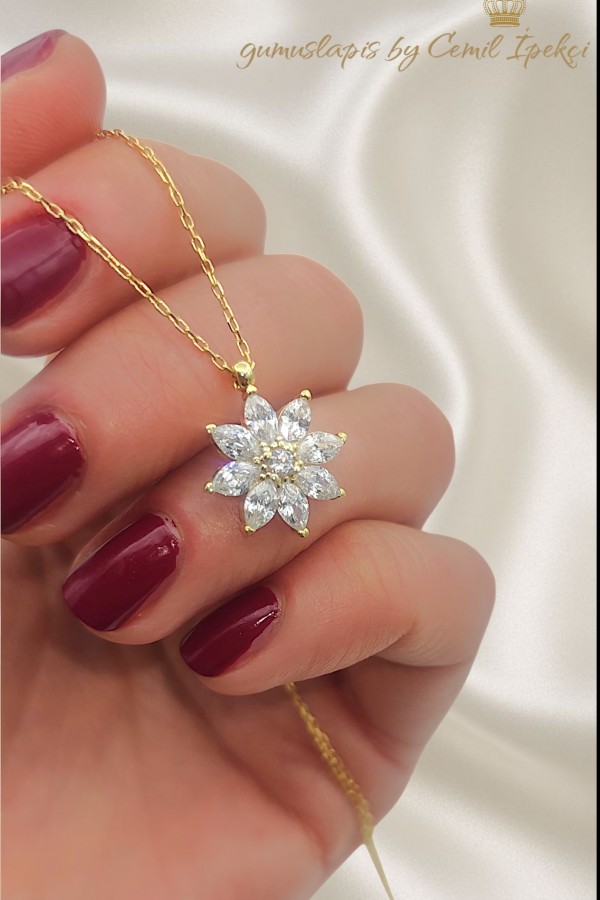 Büyük Çiçek Motif Gümüş Kolye 