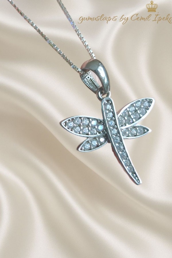 Yusufçuk Motif Gümüş Beyaz Kolye