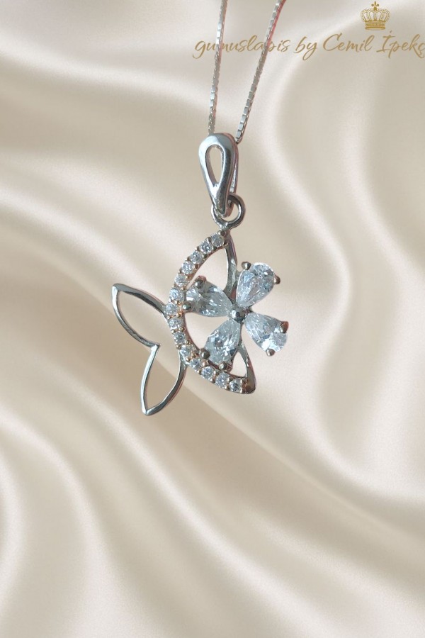 Kelebek ve Çiçek Motif Gümüş Kolye