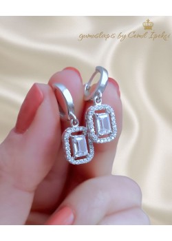 Laboratuvar Pırlantası Taşlı Baget Kesim Sallantılı Küpe