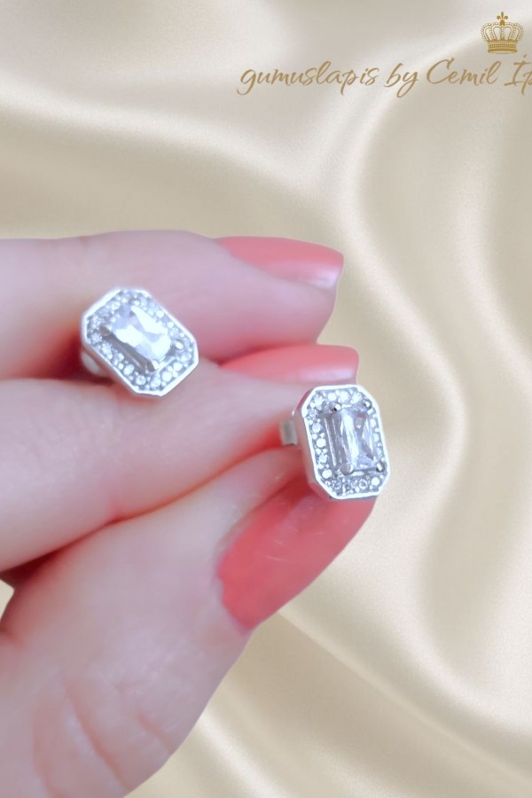 Laboratuvar Pırlantası Taşlı Gümüş Mini  Baget Küpe