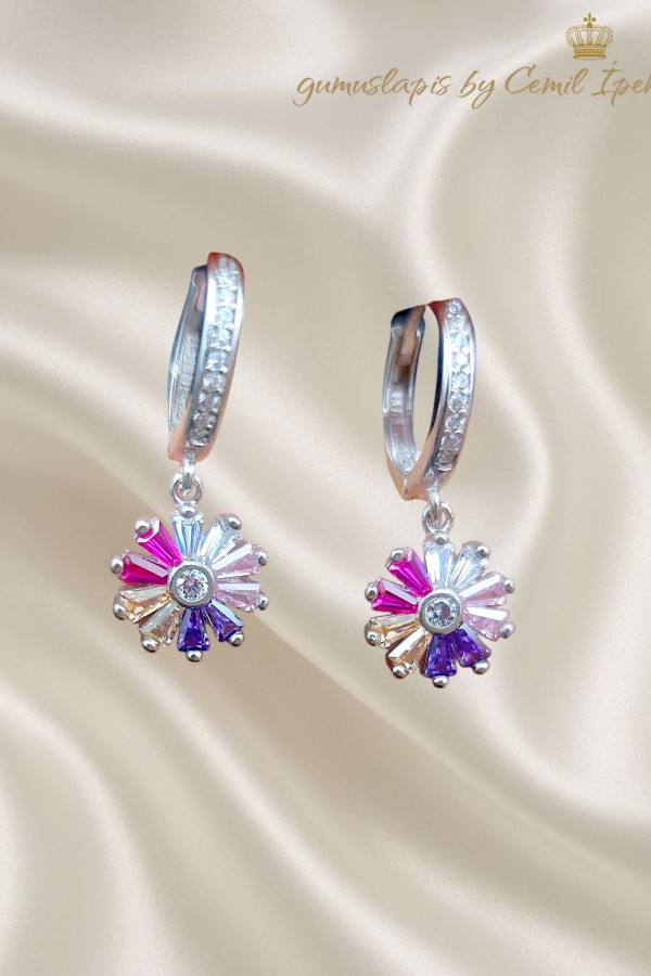 Renkli Baget Taşlı Gümüş Küpe Çifti 