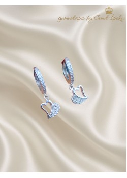 Kalp Motif Mini Gümüş Küpe Çifti 