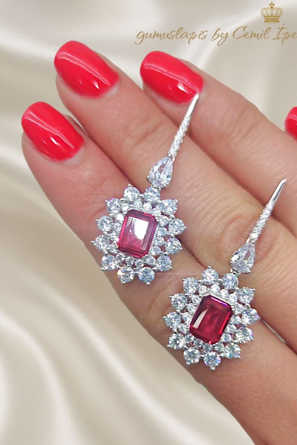 Lab Rubilitte Taşlı Gümüş Küpe Çifti