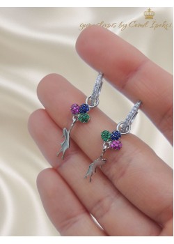 Özgür Kız Motif Gümüş Küpe