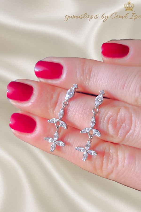 Markiz Kesim Taşlı Gümüş Beyaz Küpe